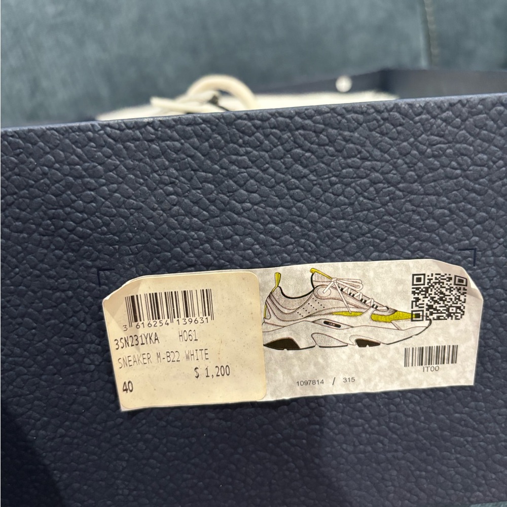 100% Authentic Dior Men's Sneakers - White and Yellow - Picture 7 of 7